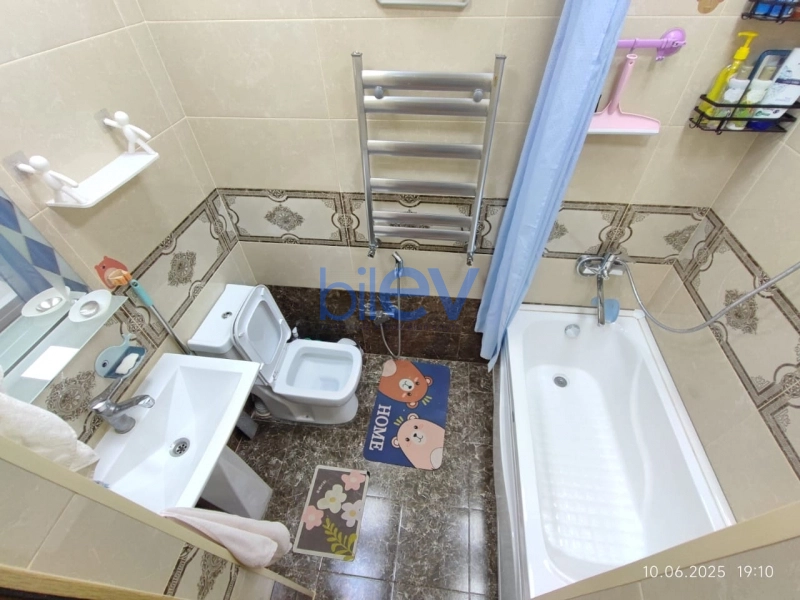 Aylıq Kirayə 2 otaqlı Yeni Tikili bina evi  65m², Bakı
