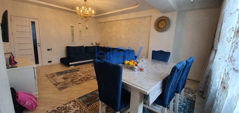 Aylıq Kirayə  otaqlı Yeni Tikili bina evi  70m², Bakı