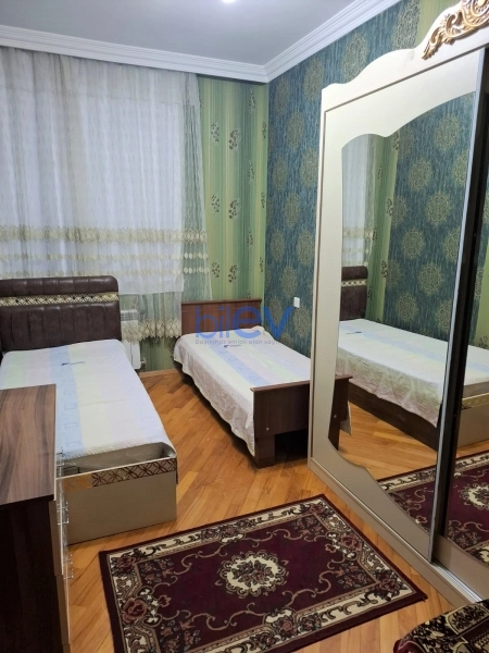 Aylıq Kirayə 3 otaqlı Yeni Tikili bina evi  110m², Bakı