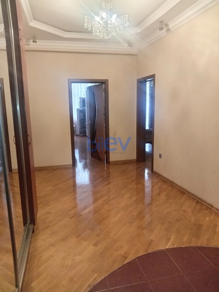 Aylıq Kirayə 2 otaqlı Yeni Tikili bina evi  100m², Bakı