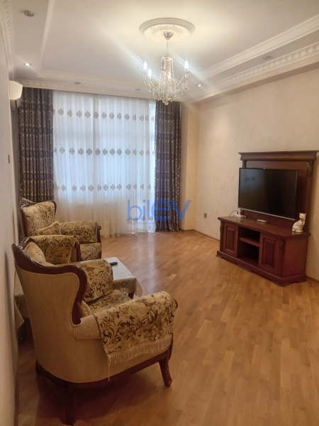 Aylıq Kirayə 2 otaqlı Yeni Tikili bina evi  100m², Bakı