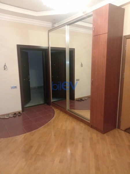 Aylıq Kirayə 2 otaqlı Yeni Tikili bina evi  100m², Bakı