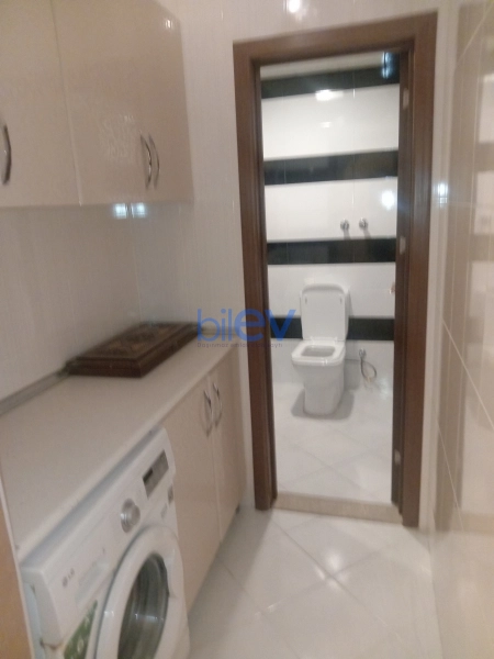 Aylıq Kirayə 2 otaqlı Yeni Tikili bina evi  100m², Bakı