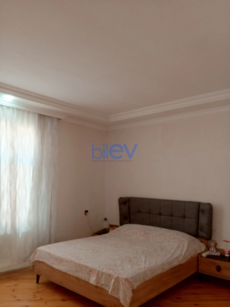 Satış 13 otaqlı Həyət evi  320m², Bakı