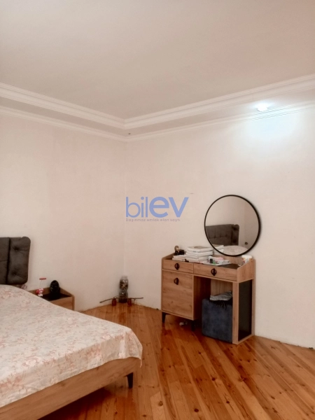 Satış 13 otaqlı Həyət evi  320m², Bakı