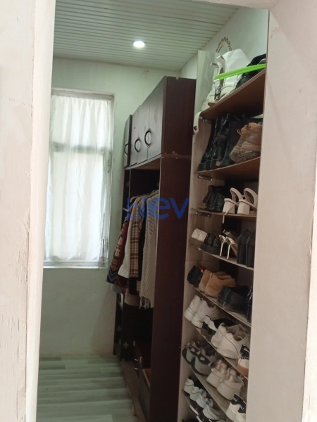 Satış 13 otaqlı Həyət evi  320m², Bakı
