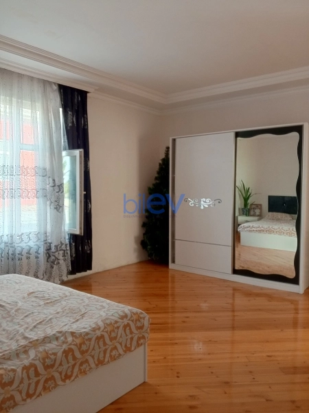 Satış 13 otaqlı Həyət evi  320m², Bakı
