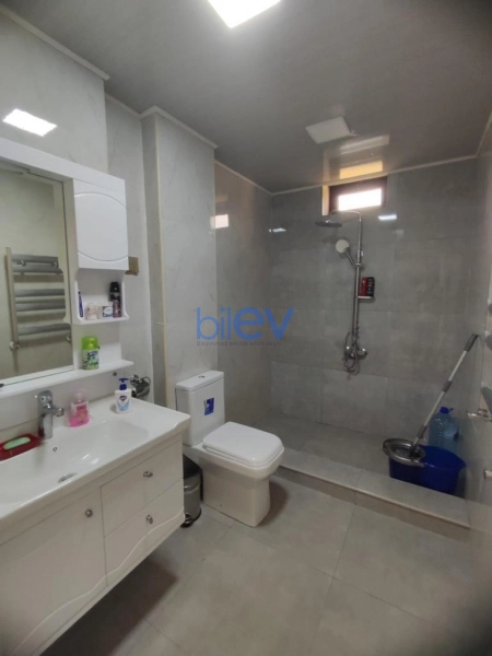 Satış 4 otaqlı Həyət evi  230m², Bakı