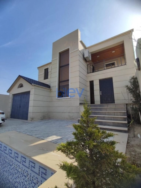 Satış 4 otaqlı Həyət evi  230m², Bakı