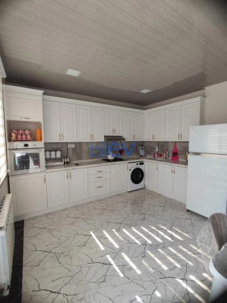 Satış 4 otaqlı Həyət evi  230m², Bakı