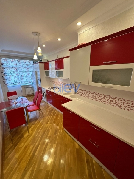 Aylıq Kirayə 2 otaqlı Yeni Tikili bina evi  105m², Bakı
