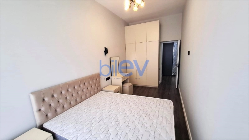 Aylıq Kirayə 3 otaqlı Yeni Tikili bina evi  74m², Bakı
