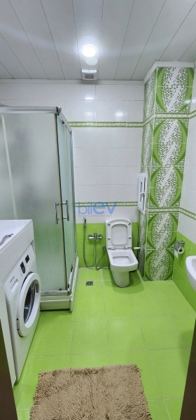 Aylıq Kirayə 3 otaqlı Köhnə Tikili bina evi  75m², Bakı