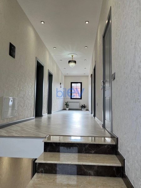 Satış 6 otaqlı Villa  240m², Bakı