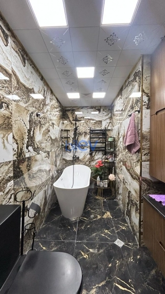 Satış 3 otaqlı Yeni Tikili bina evi  200m², Bakı