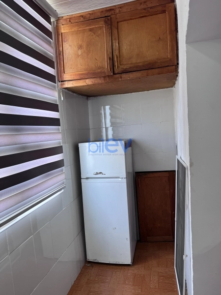 Aylıq Kirayə 3 otaqlı Köhnə Tikili bina evi  60m², Bakı