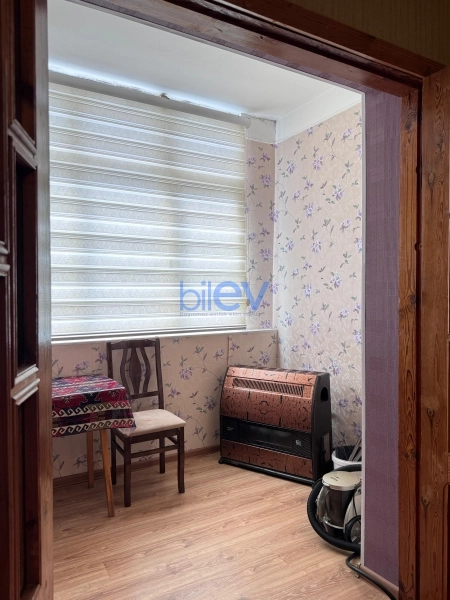 Aylıq Kirayə 3 otaqlı Köhnə Tikili bina evi  60m², Bakı