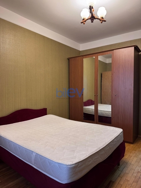 Aylıq Kirayə 3 otaqlı Köhnə Tikili bina evi  60m², Bakı