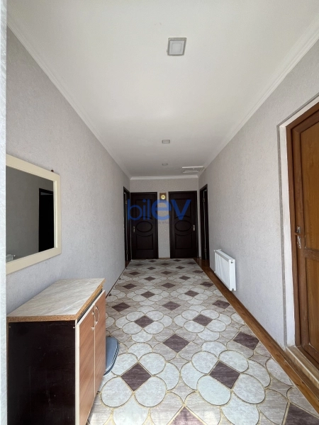 Satış 3 otaqlı Köhnə Tikili bina evi  100m², Bakı