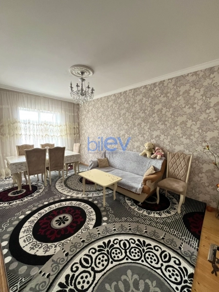 Satış 3 otaqlı Köhnə Tikili bina evi  100m², Bakı