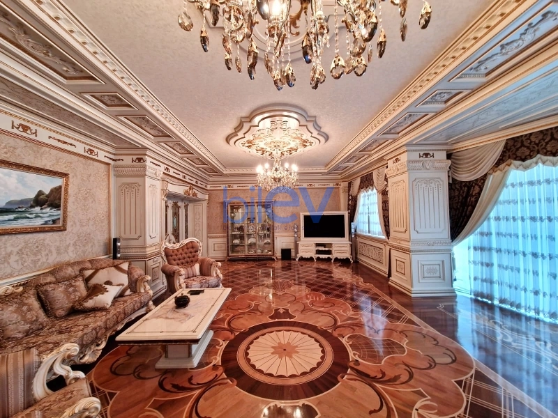Satış 4 otaqlı Yeni Tikili bina evi  250m², Bakı