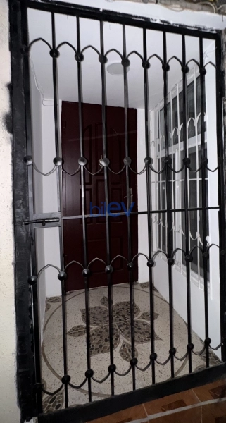 Aylıq Kirayə 2 otaqlı Köhnə Tikili bina evi  50m², Bakı