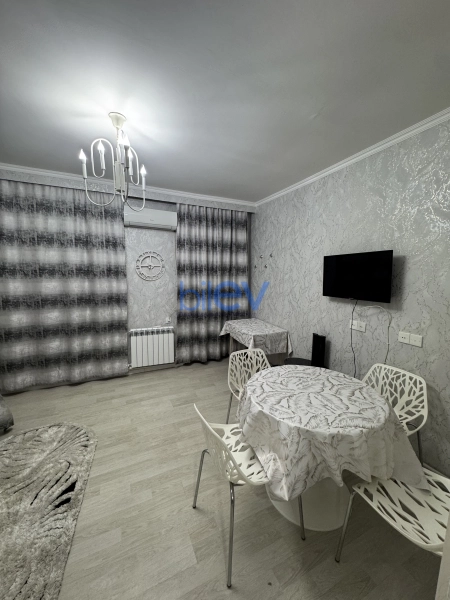 Aylıq Kirayə 2 otaqlı Köhnə Tikili bina evi  50m², Bakı