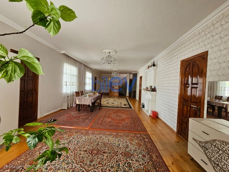 Satış 8 otaqlı Həyət evi  360m², Bakı