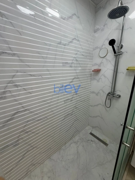 Aylıq Kirayə 2 otaqlı Yeni Tikili bina evi  90m², Bakı