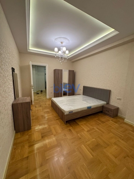 Aylıq Kirayə 2 otaqlı Yeni Tikili bina evi  90m², Bakı