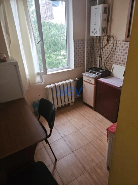 Aylıq Kirayə 1 otaqlı Köhnə Tikili bina evi  40m², Bakı