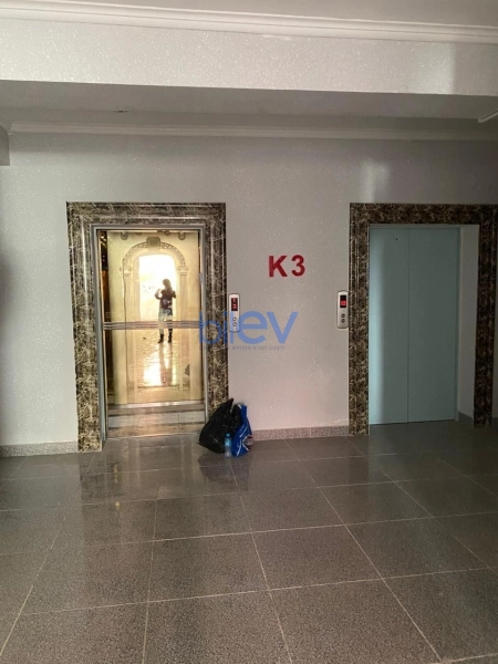 Aylıq Kirayə 4 otaqlı Yeni Tikili bina evi  150m², Bakı