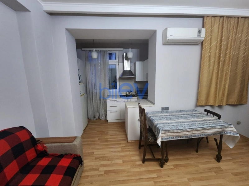 Aylıq Kirayə 2 otaqlı Köhnə Tikili bina evi  50m², Bakı