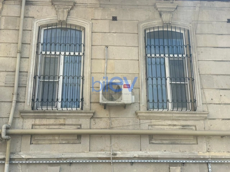 Satış 3 otaqlı Köhnə Tikili bina evi  44m², Bakı
