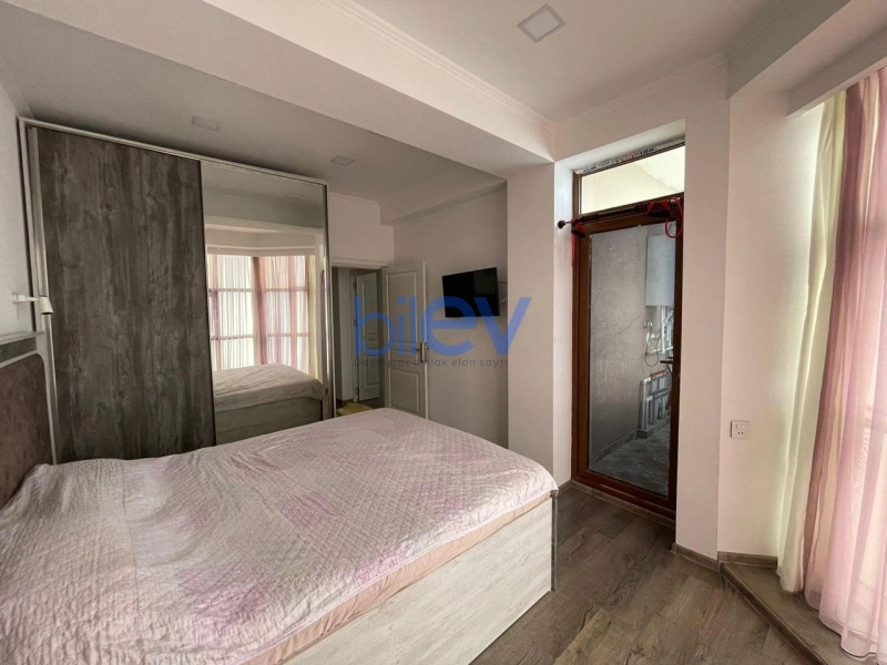 Aylıq Kirayə 3 otaqlı Yeni Tikili bina evi  88m², Bakı