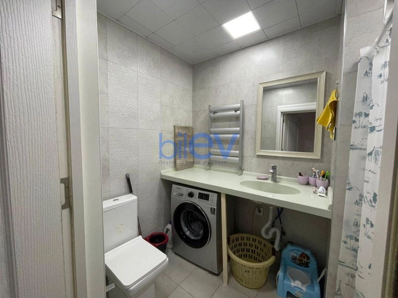 Aylıq Kirayə 3 otaqlı Yeni Tikili bina evi  88m², Bakı