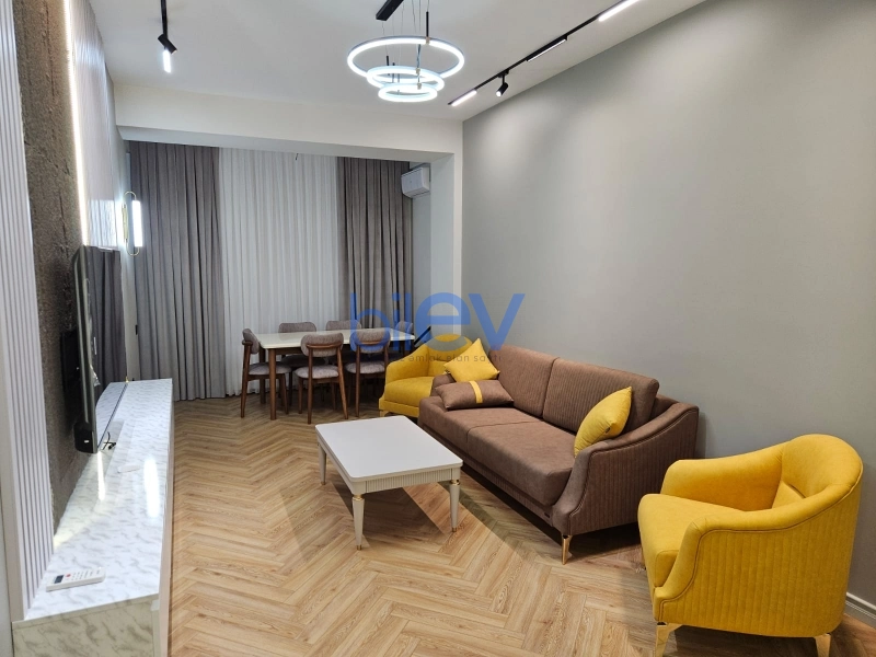 Aylıq Kirayə 2 otaqlı Yeni Tikili bina evi  65m², Bakı