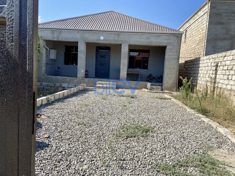 Aylıq Kirayə 3 otaqlı Həyət evi  100m², Bakı