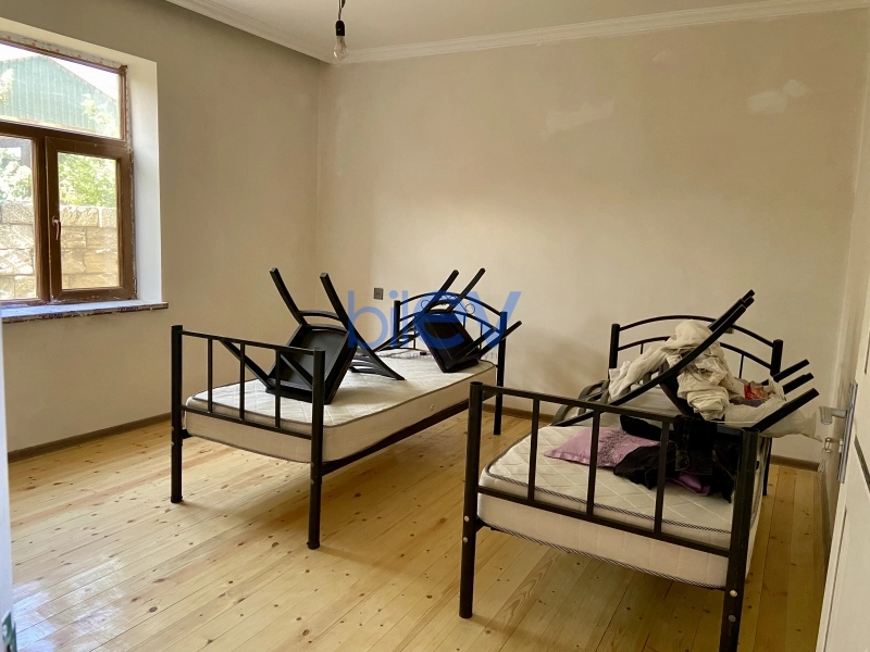 Aylıq Kirayə 3 otaqlı Həyət evi  100m², Bakı
