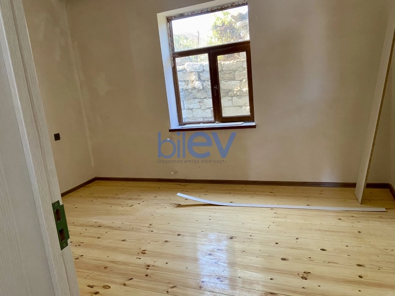 Aylıq Kirayə 3 otaqlı Həyət evi  100m², Bakı