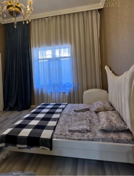 Günlük Kirayə 4 otaqlı Villa  200m², Bakı