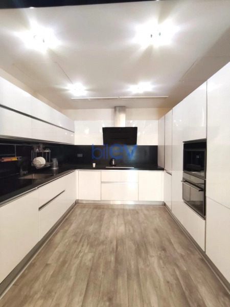 Aylıq Kirayə 2 otaqlı Yeni Tikili bina evi  100m², Bakı