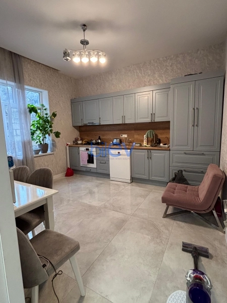 Satış 5 otaqlı Həyət evi  170m², Bakı
