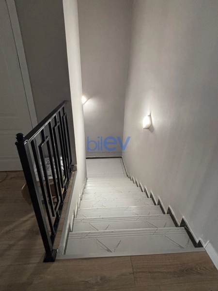 Satış 5 otaqlı Həyət evi  170m², Bakı
