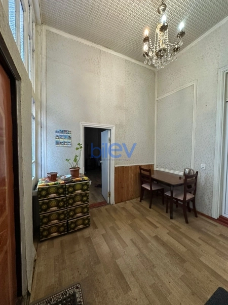 Aylıq Kirayə 2 otaqlı Köhnə Tikili bina evi  80m², Bakı