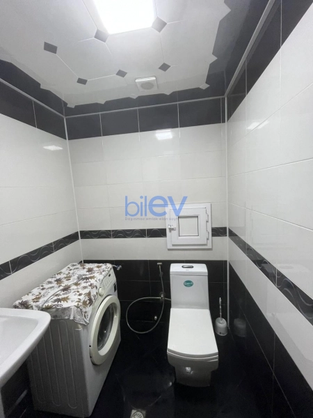 Aylıq Kirayə 4 otaqlı Yeni Tikili bina evi  110m², Bakı