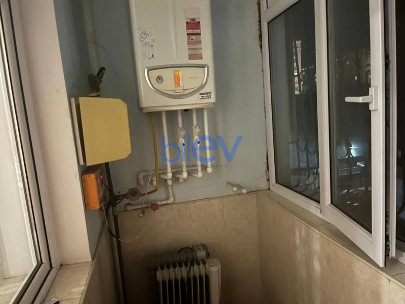 Aylıq Kirayə 4 otaqlı Yeni Tikili bina evi  110m², Bakı