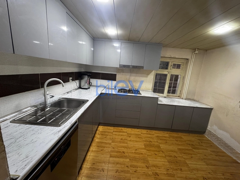 Satış 4 otaqlı Həyət evi  100m², Bakı