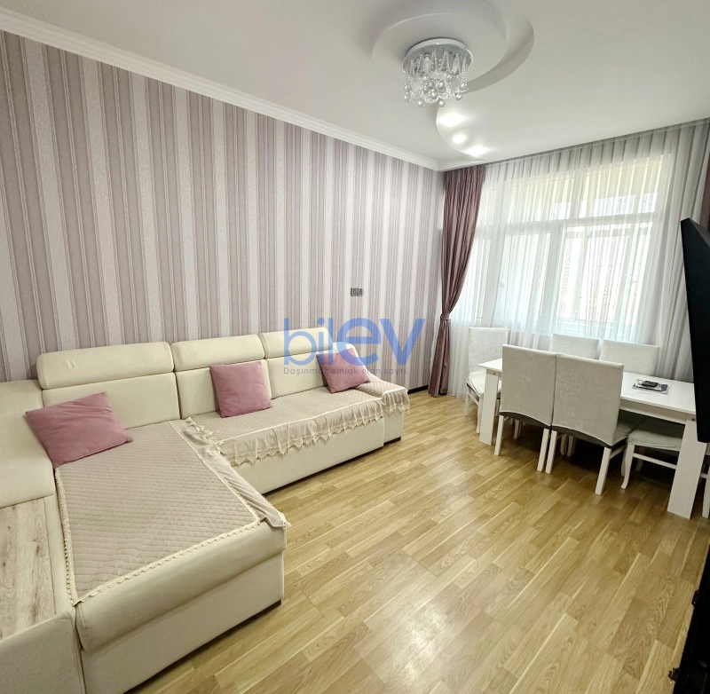 Aylıq Kirayə 3 otaqlı Yeni Tikili bina evi  100m², Bakı