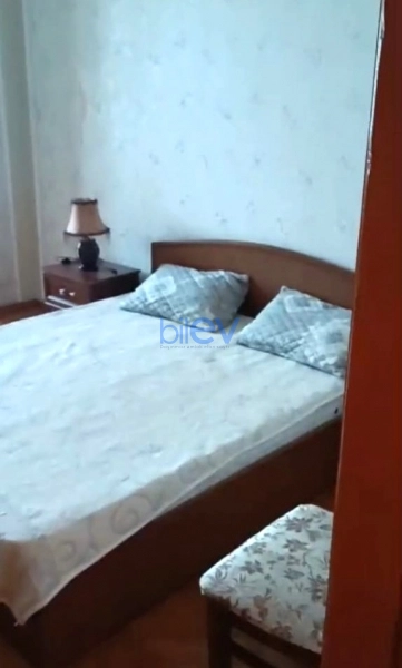 Aylıq Kirayə 2 otaqlı Köhnə Tikili bina evi  86m², Bakı